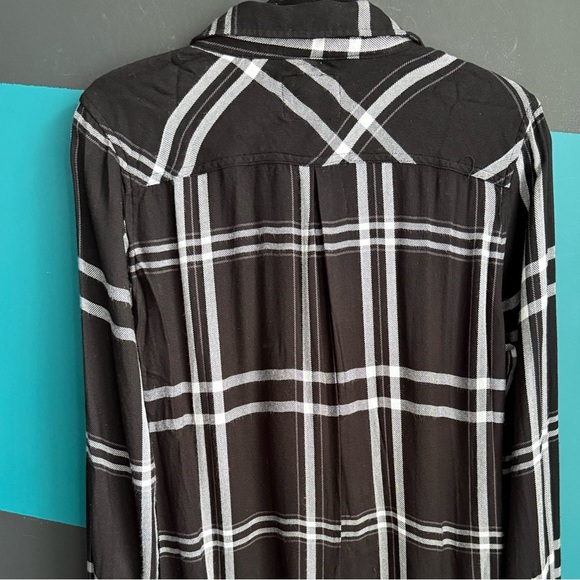 Rails Black and White Plaid Button Down Shirt size Large - Picture 8 of 12